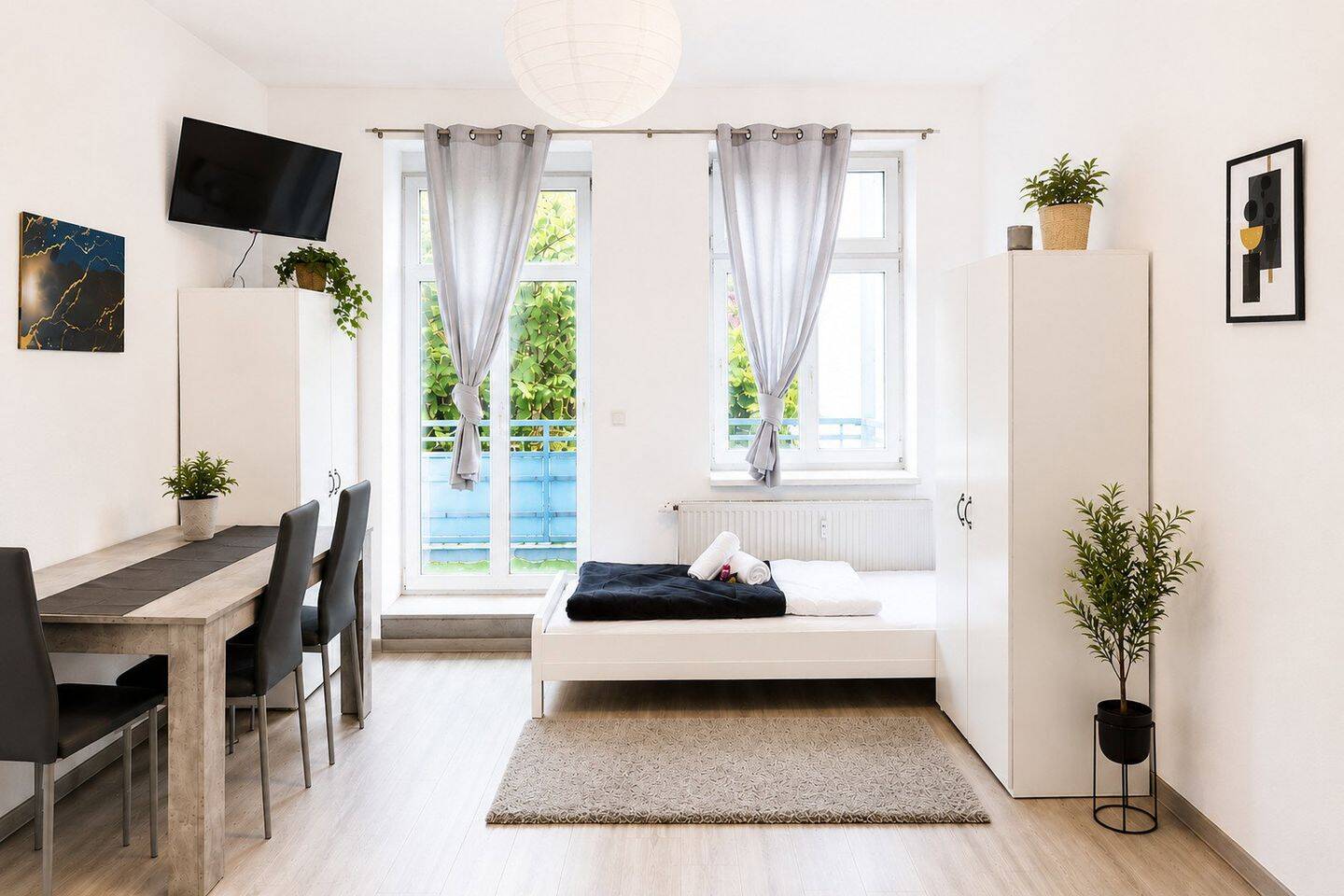 Vollmöblierte Wohnung mit Balkon / Glasfaser Internet – Uninah / Stadtnah / Nahe Autobahn, 39112 Magdeburg (Leipziger Str. Sudenburg)