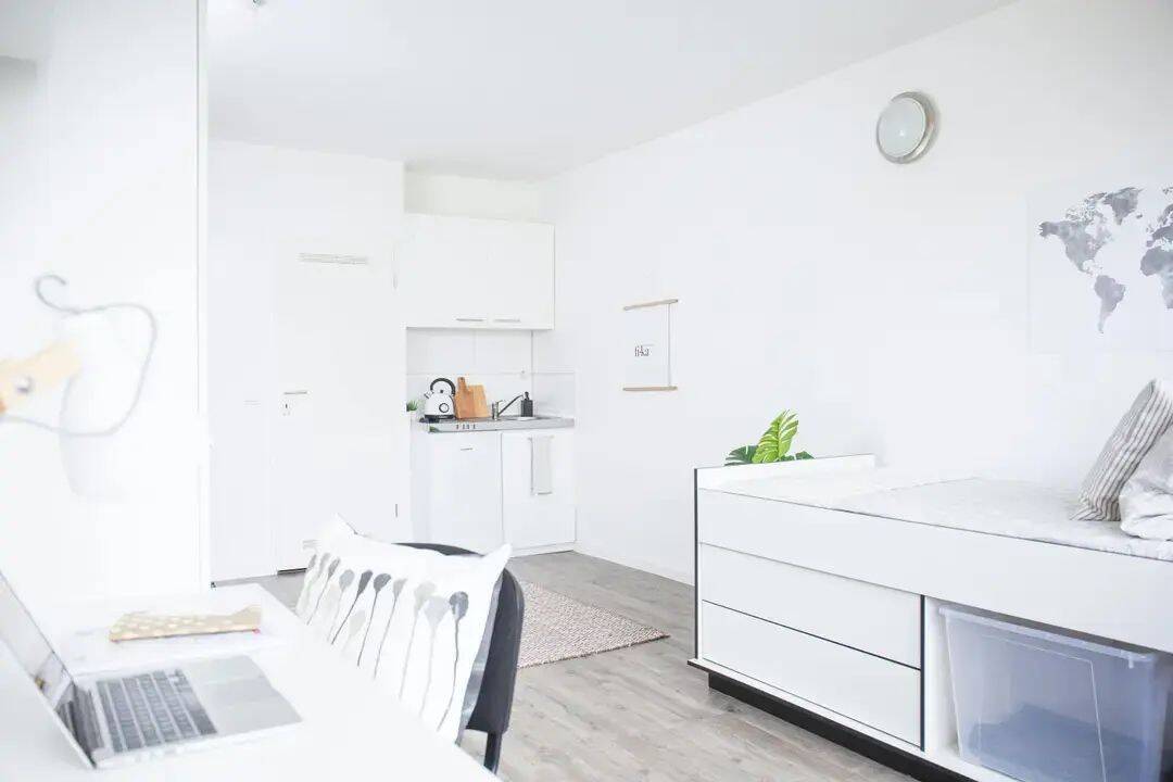Möbliertes 1-Zimmer-Apartment ab 01.08., 45355 Essen (Bergeborbeck Bochold Borbeck-Mitte)