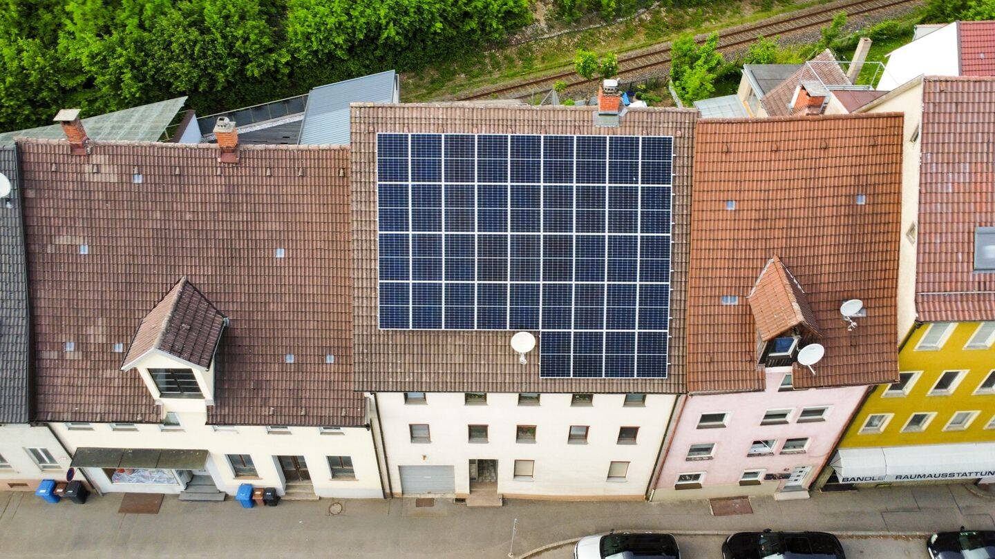 Großzügig wohnen oder clever investieren – Zweifamilienhaus in Tuttlingen, 78532 Tuttlingen