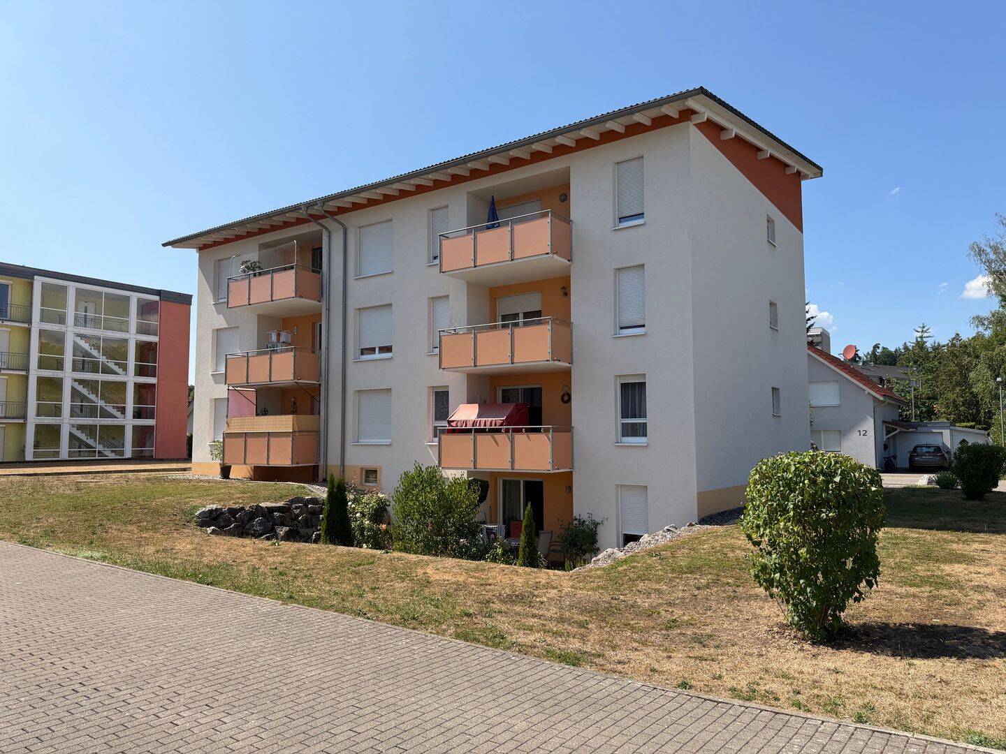 Geräumige 4-Zimmer-Wohnung mit Balkon und Keller, 79725 Laufenburg (Baden)