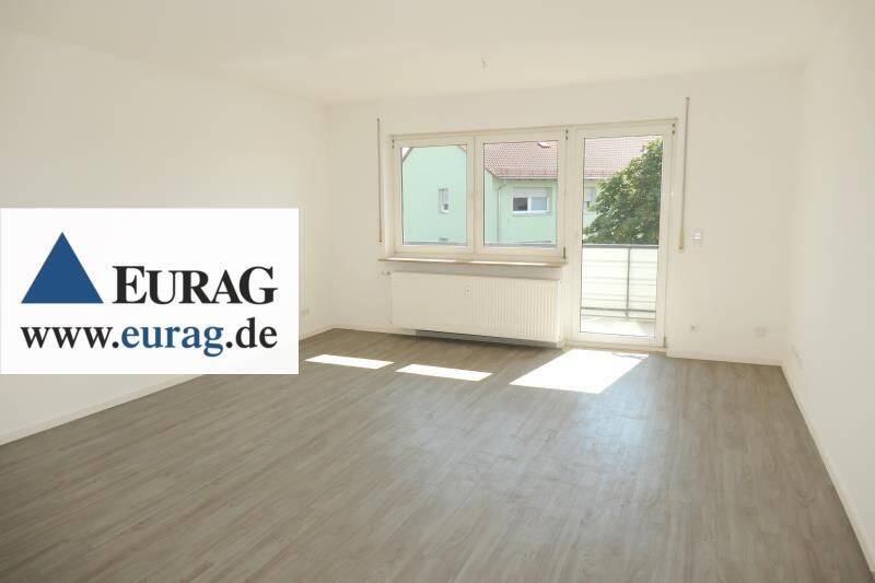 FÜ-Sack: Schön geschnittene 3-Zi-Whg (2.OG o.A.) mit Balkon, 90765 Fürth
