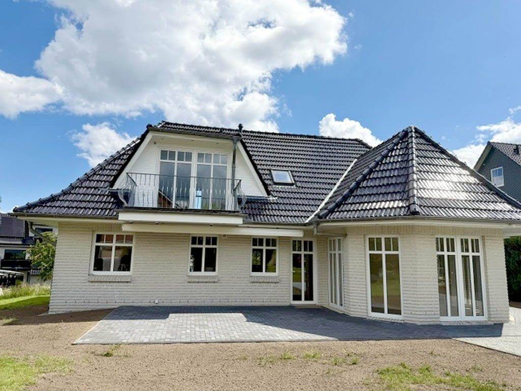 Exklusives Einfamilienhaus auf großzügigem Grundstück – in ruhiger Lage mit Wohlfühlcharakter, 23570 Lübeck (Travemünde)