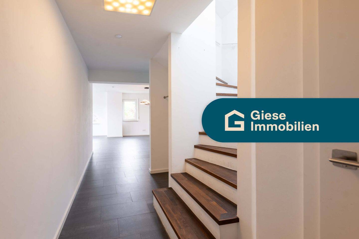 Sonnige Maisonette-Wohnung in Stuttgart-Dachswald, 70569 Stuttgart (Büsnau Kaltental Vaihingen)