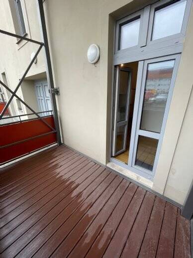 *Einraumwohnung höchster Qualitätsverbauung* mit EBK, Balkon, Echtholzelemente  und SP, 14712 Rathenow