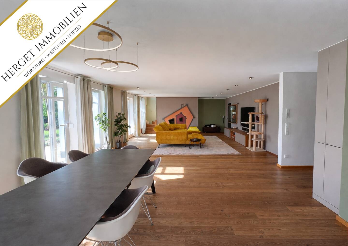 Moderne Traumwohnung mit Gartenanteil und Swim-Spa, 63773 Goldbach