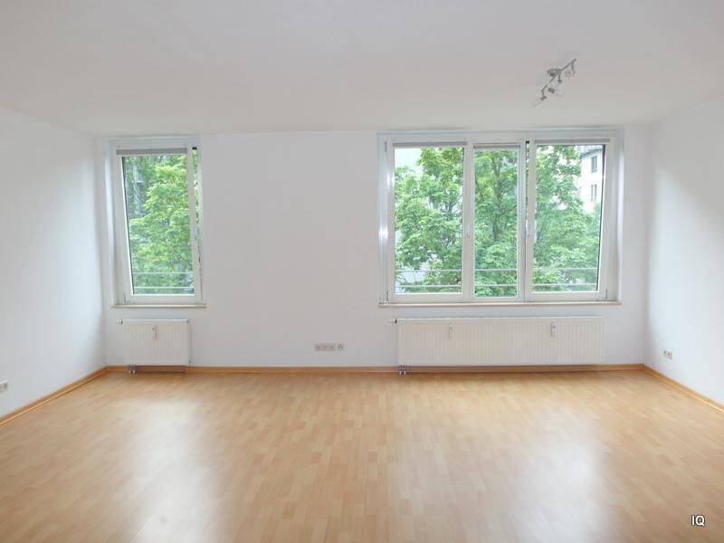 Ab Mitte September 2026: Singlewohnung im Waldschlösschenareal * neuer Laminatboden wird verlegt, 1099 Dresden