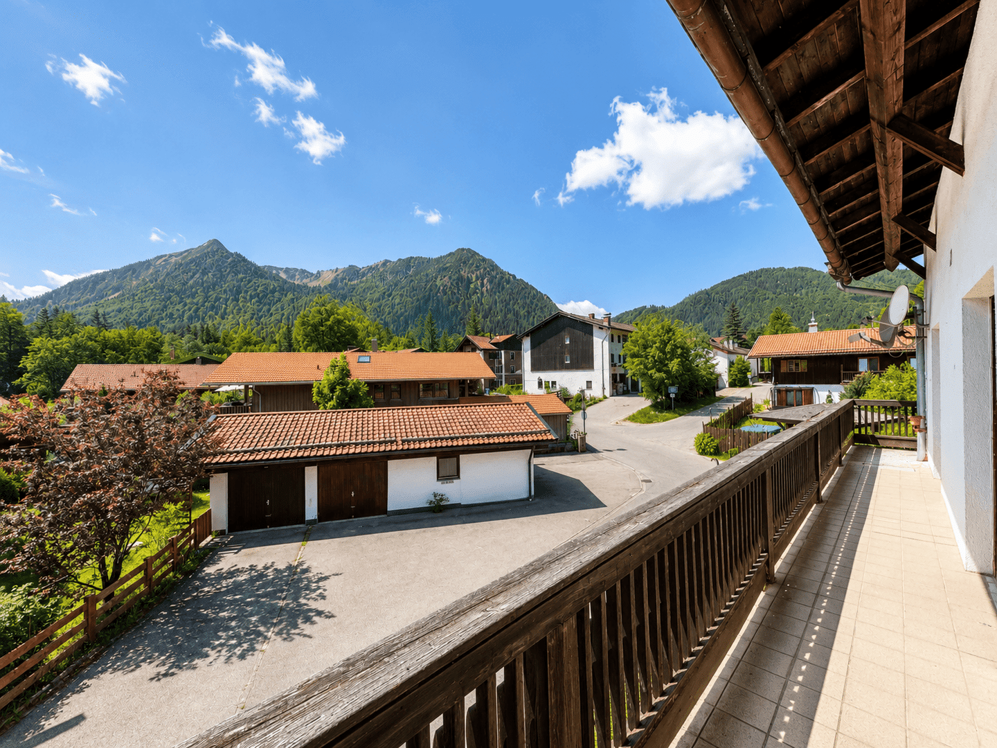 Sonne, Berge, Zuhause – 2-Zimmer-Wohnung in Schliersee-Neuhaus, 83727 Schliersee