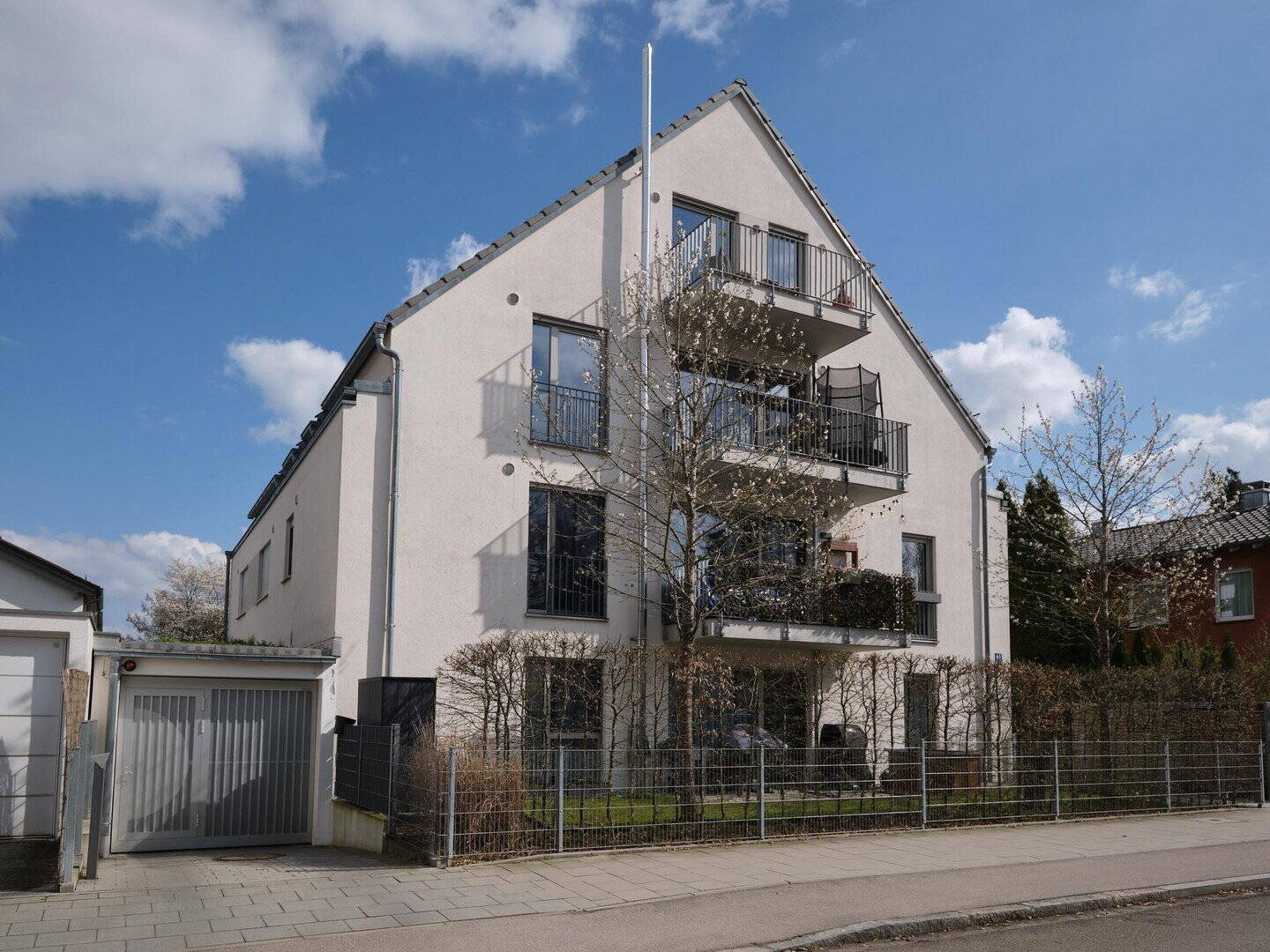 *PROVISIONSFREI* Hochwertige Erdgeschoss-Terrassenwohnung in Bestlage Maxhofstraße – Fürstenried, 81475 München (Thalk. Obersendl.-Forsten-Fürstenr.-Solln)