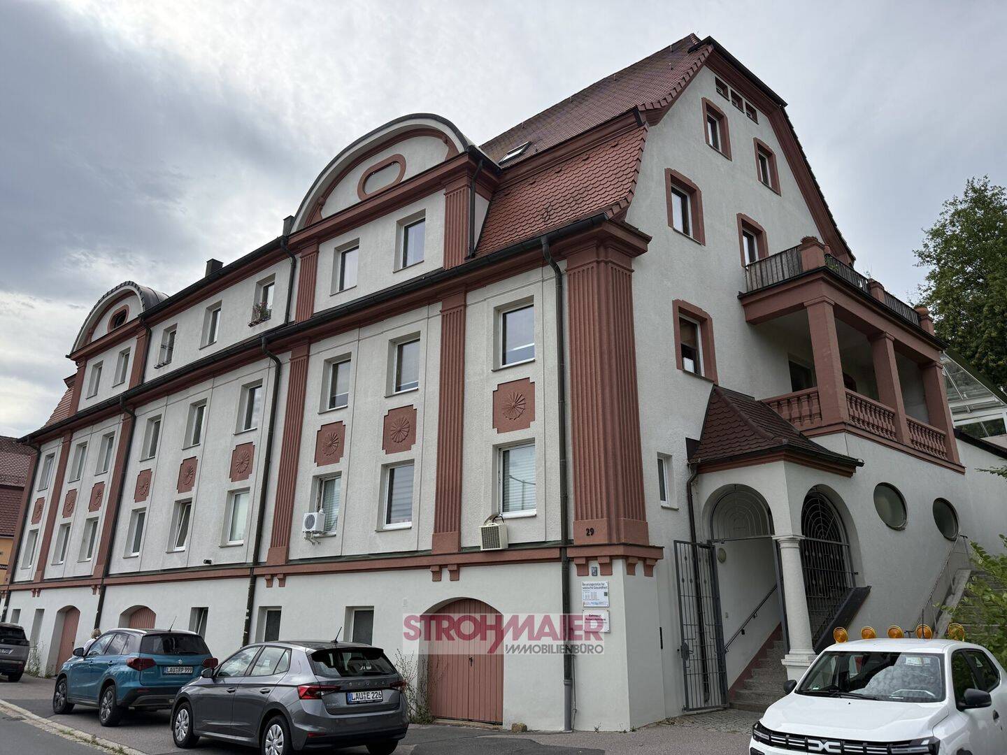 Großzügige 4-Zimmer-Altbauwohnung mit Gartenanteil, Balkon und Innenstadtnähe, 91217 Hersbruck