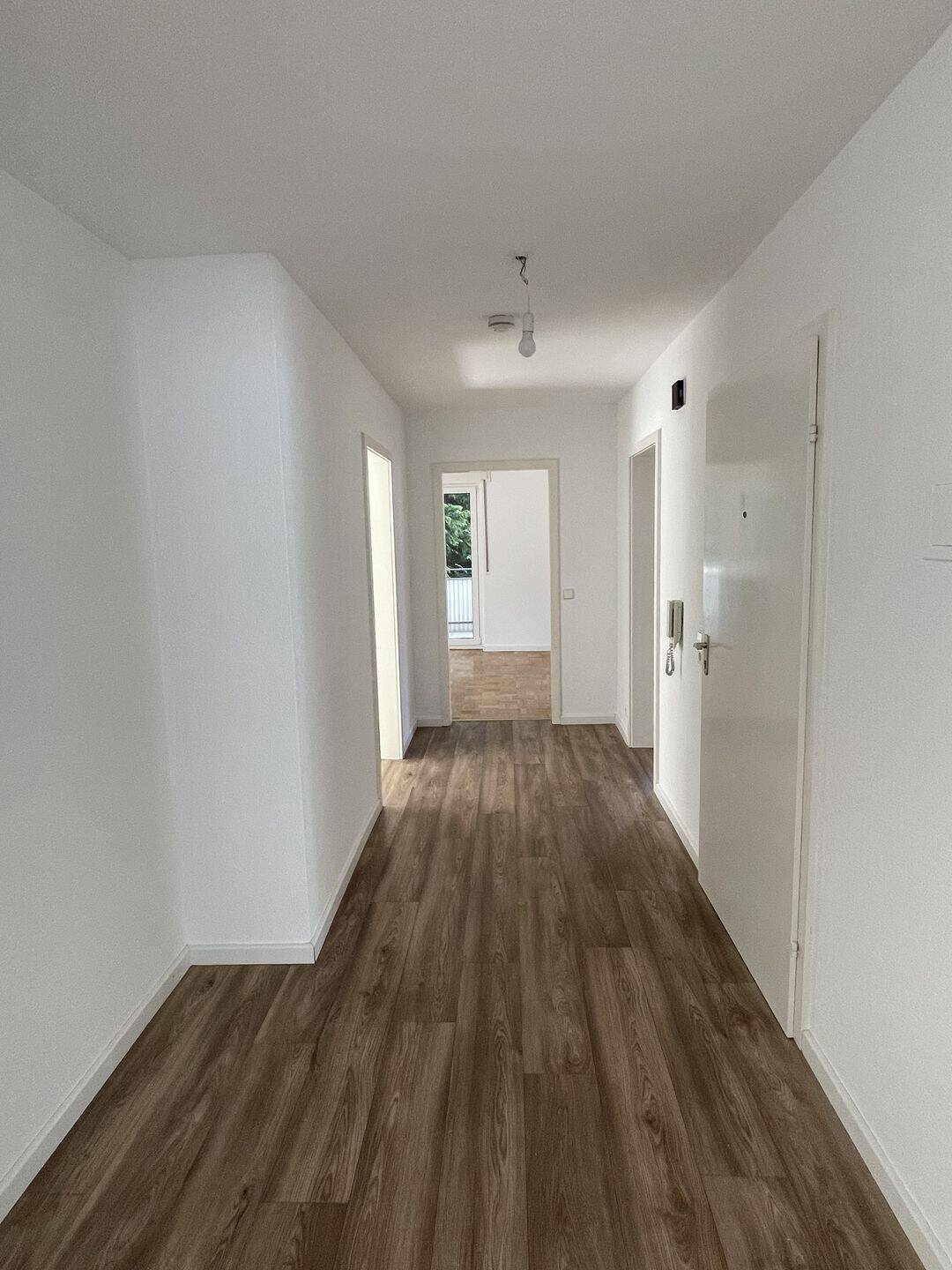 Bezugsfreie 106 m² EG-Wohnung mit Garten & Garage – durchsaniert · sofort frei · bei Karlsruhe, 76344 Eggenstein-Leopoldshafen