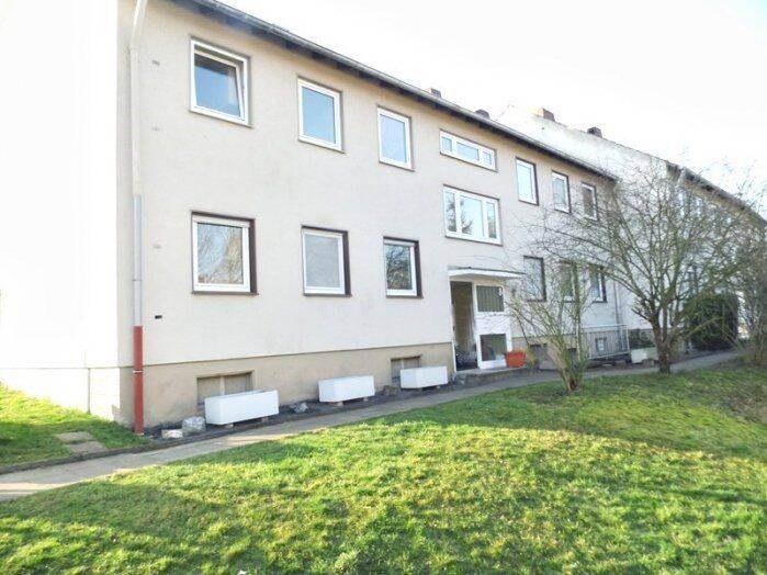 SCHÖNE 4-ZIMMER ERDGESCHOSSWOHNUNG IN ISERLOHN SÜMMERN, 58640 Iserlohn