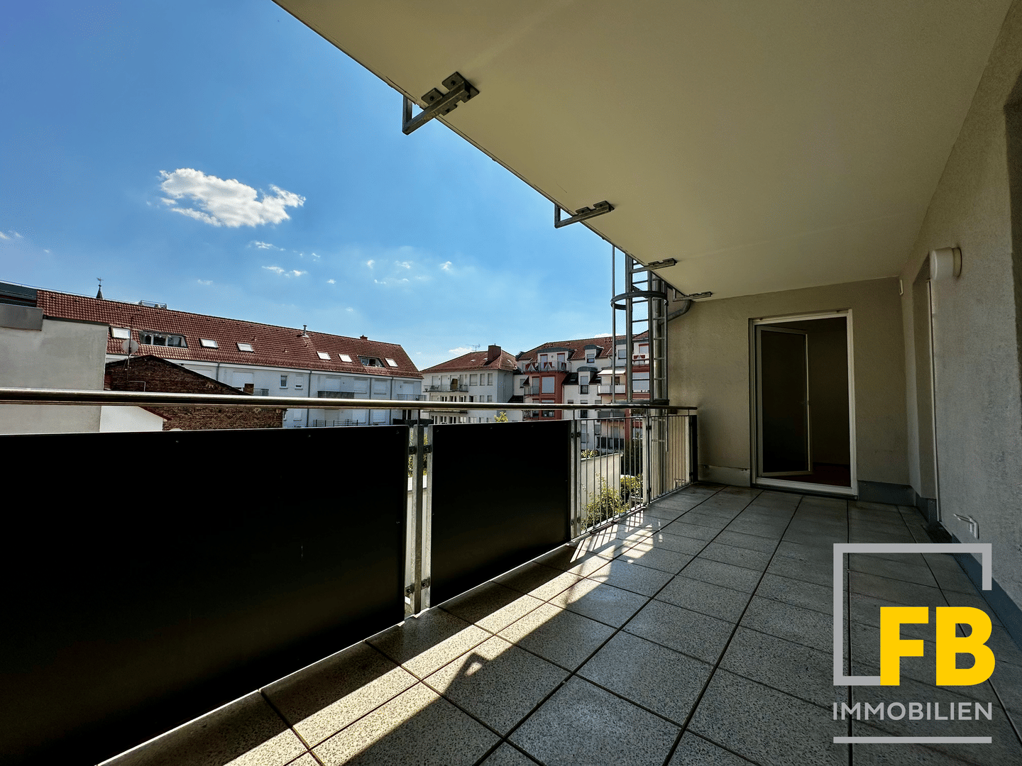 3-Zimmer Wohnung in der Innenstadt von Fulda – inkl. Einbauküche, neuem Badezimmer und TG-Stellplatz, 36037 Fulda