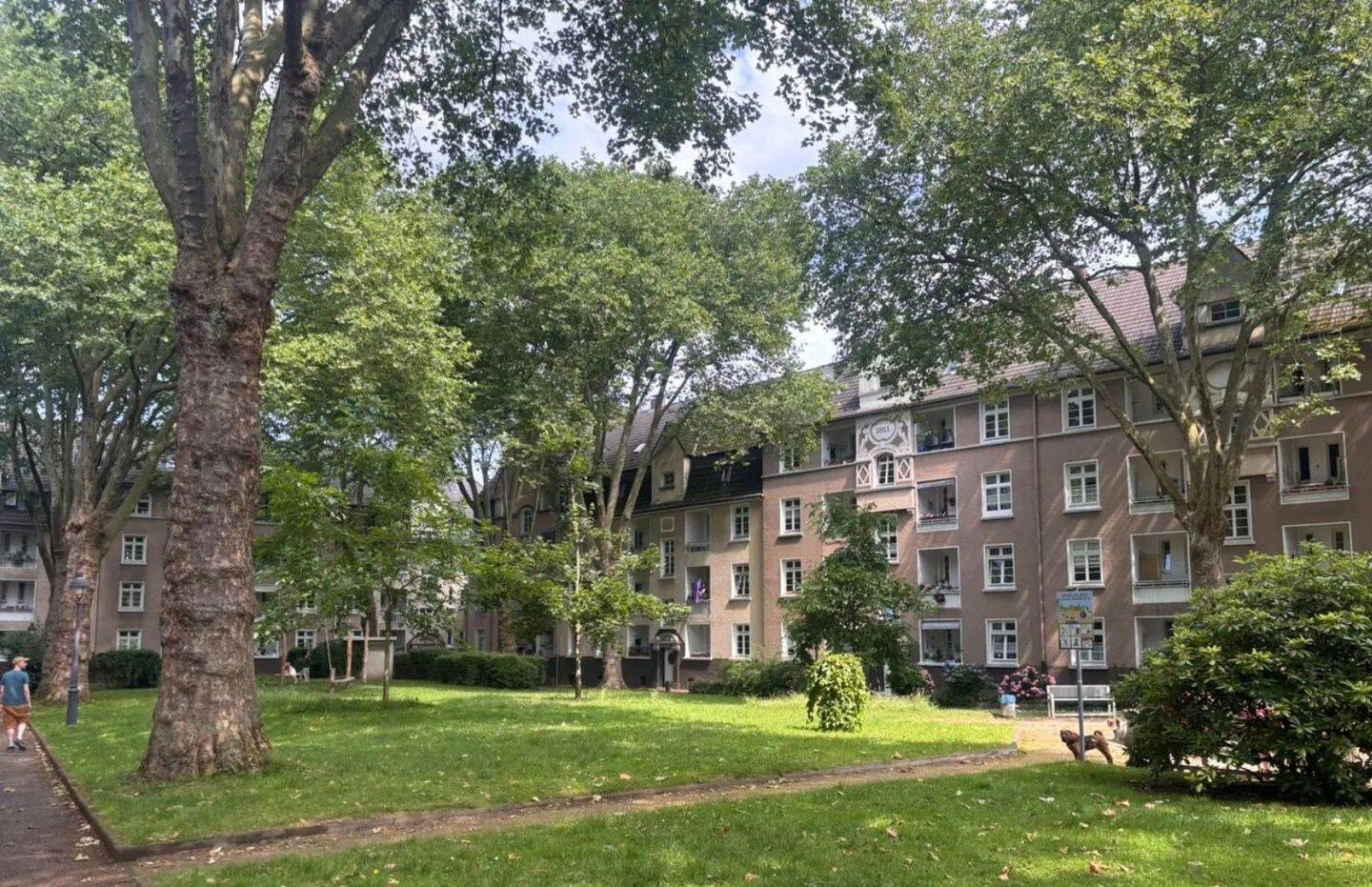 Erstbezug nach Sanierung – 3,5 Zimmer mit hochwertiger Einbauküche, 45145 Essen (Frohnhausen Holsterhausen)