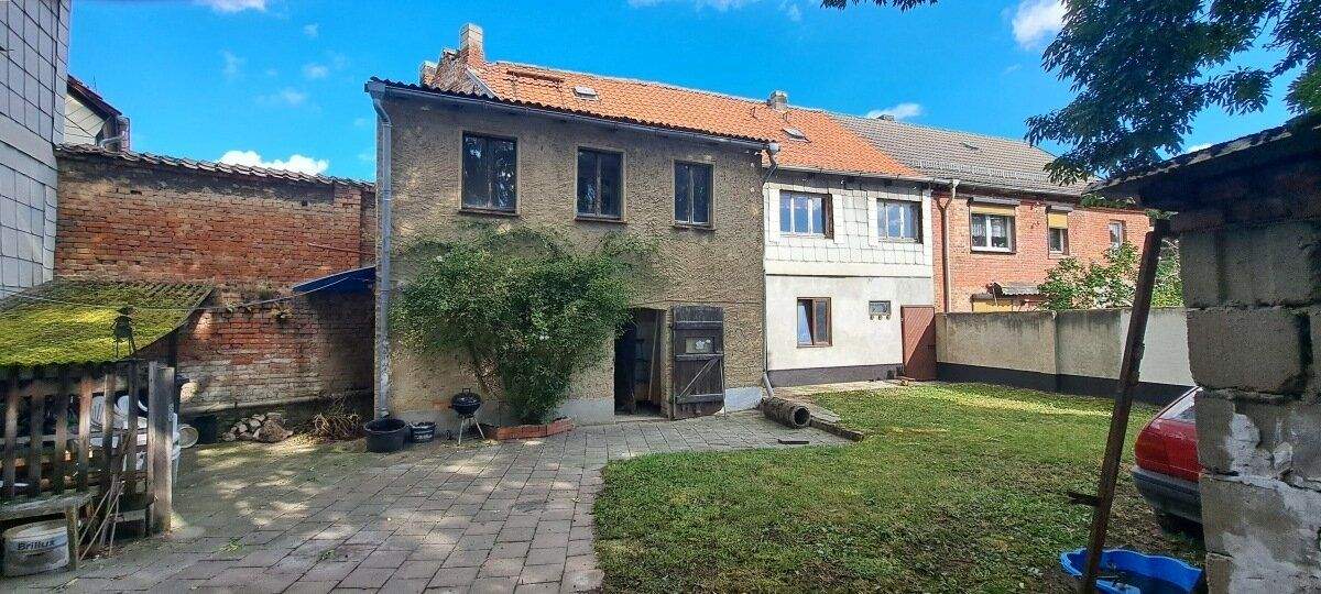 Zweifamilienhaus mit viel Nebengelaß und großem Grundstück…, 39397 Gröningen