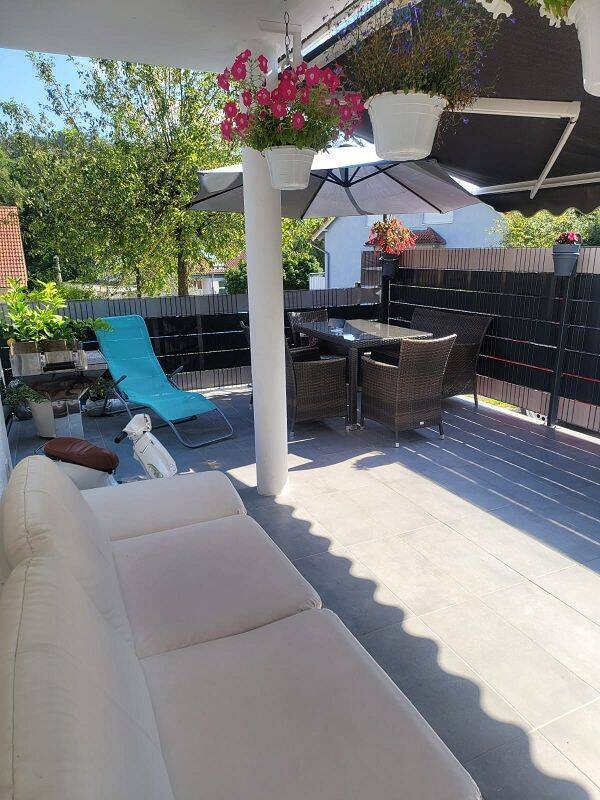 Moderne 3,5-Zimmer-EG- Whg. mit großzügiger Terrasse und Doppel-Carport, 74199 Untergruppenbach