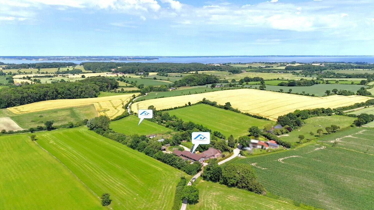 Neu errichteter Resthof mit 2 Wohneinheiten und Wiese, 24989 Dollerup