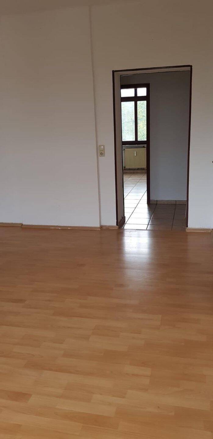 Vermietete 3-Zimmer-Wohnung in 66115 Saarbrücken-Lindenhof zu verkaufen, 66115 Saarbrücken
