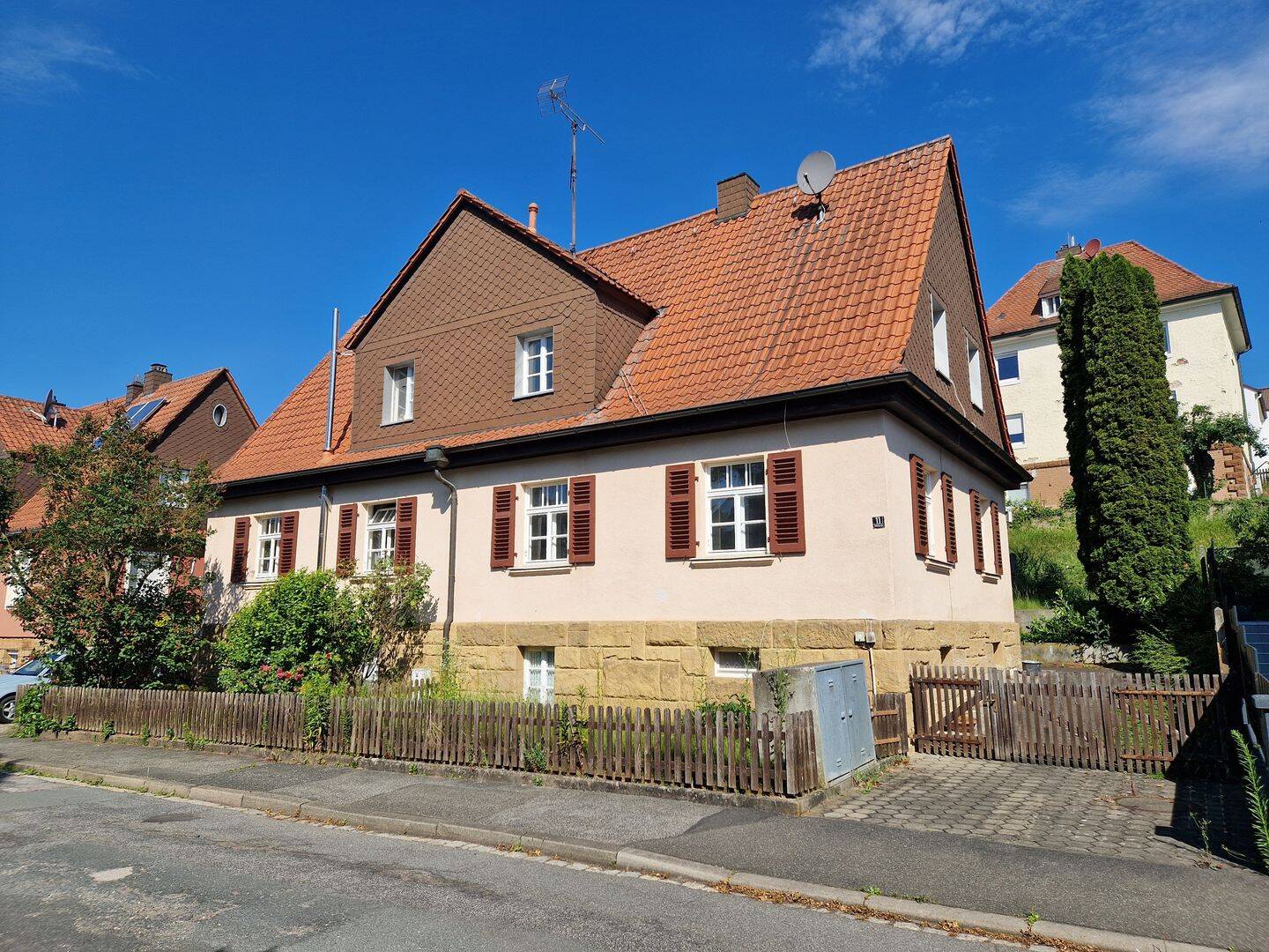 Charmantes Doppelhaus in Lichtenfels, 96215 Lichtenfels