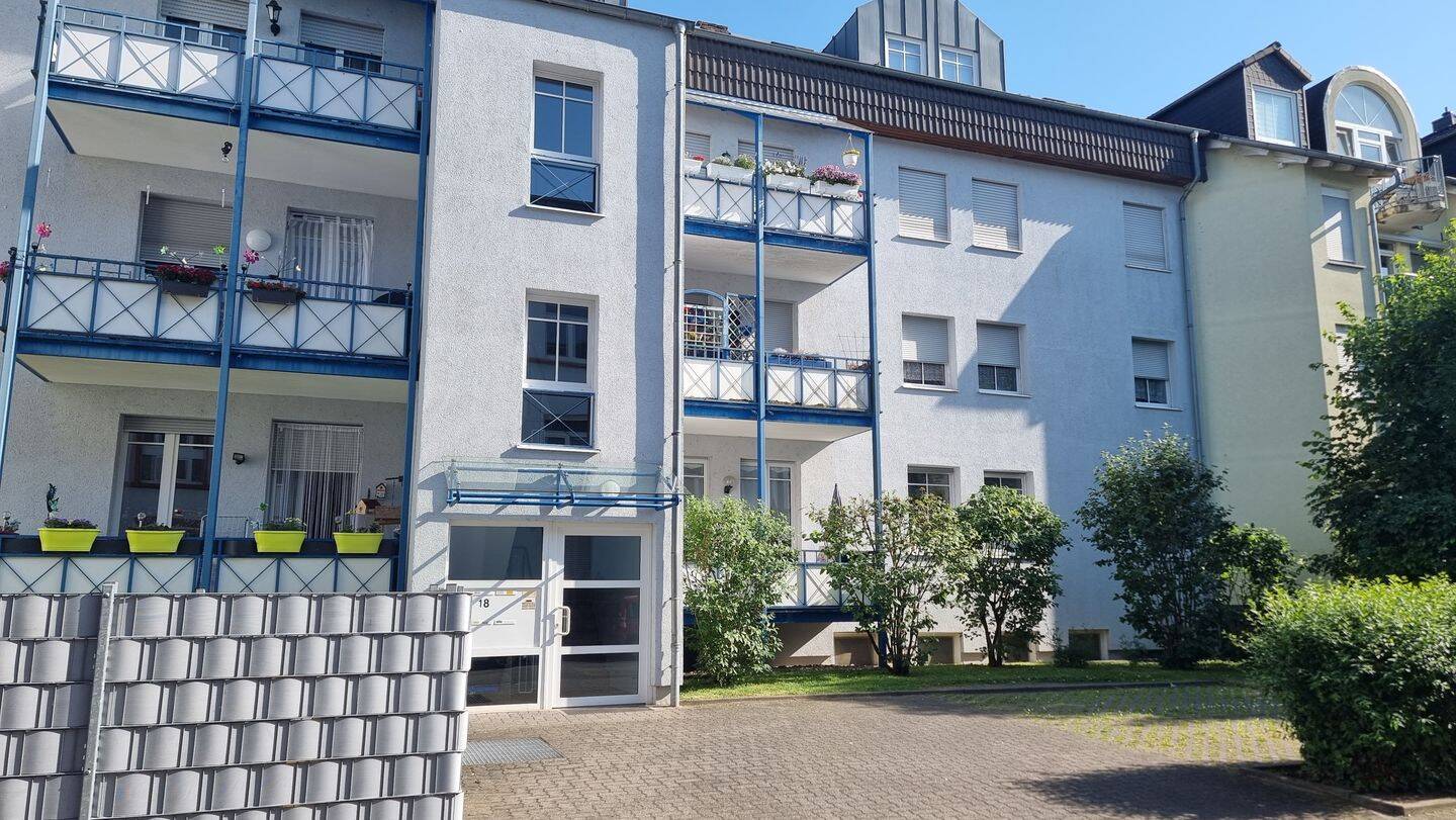 Vermietete 2-Zimmer-Wohnung mit Balkon von Privat ohne Maklerkosten, 63452 Hanau