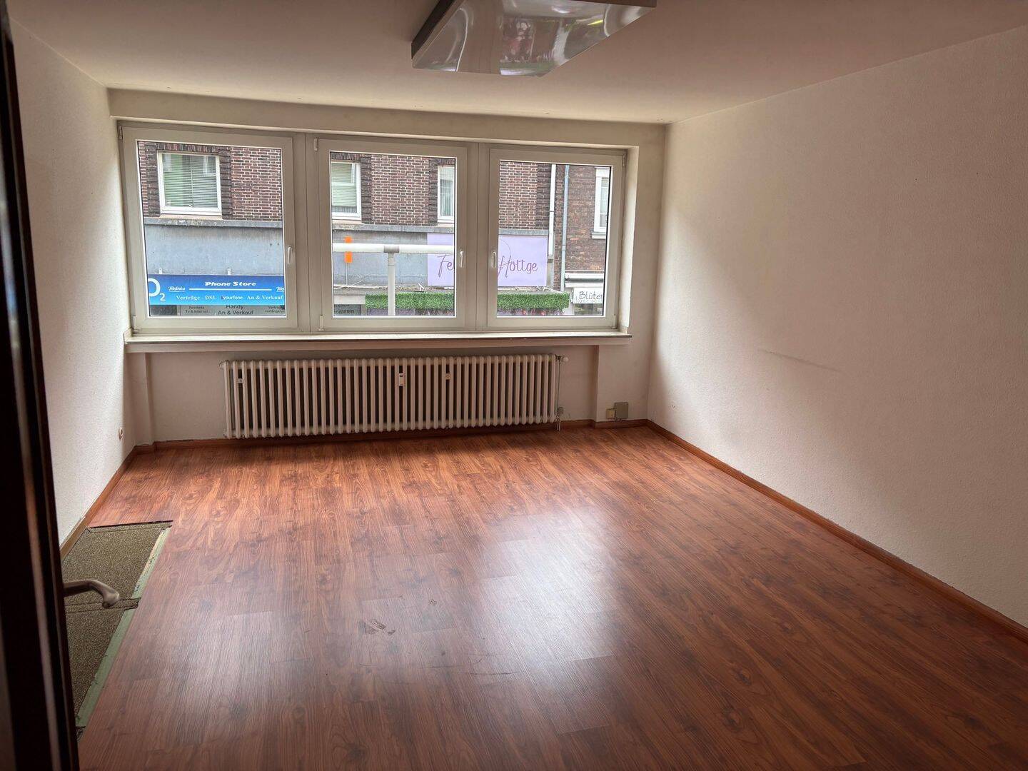 Oberhausen Mitte – ideal für Handwerker – renovierungsbedürftig, 46045 Oberhausen