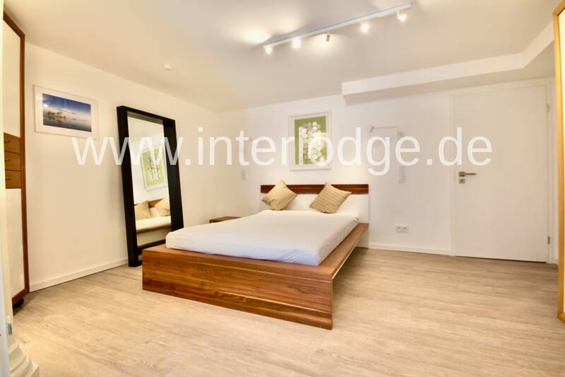 INTERLODGE Möblierte Komfortwohnung am Park und Citynah in Neuss – Reuschenberg, 41466 Neuss