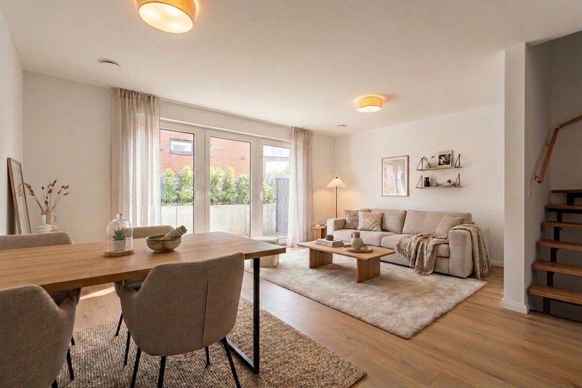 Das perfekte Familiendomizil mit exzellenten Energiewerten, attraktiver Dachterrasse + Tageslichtbad, 22179 Hamburg (Wandsbek Bramfeld)