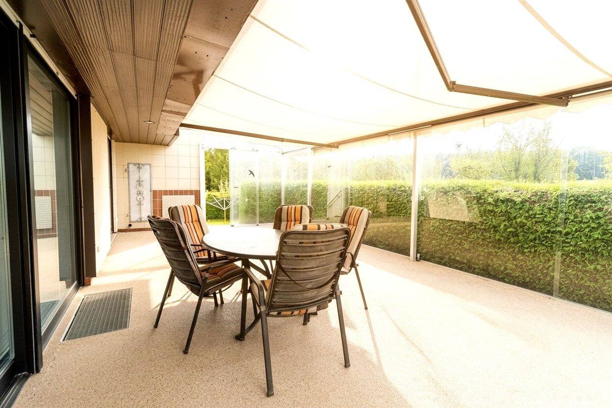 Tolles und Großes Wohnhaus – mit PV-Anlage und großem Wintergarten!, 86510 Ried