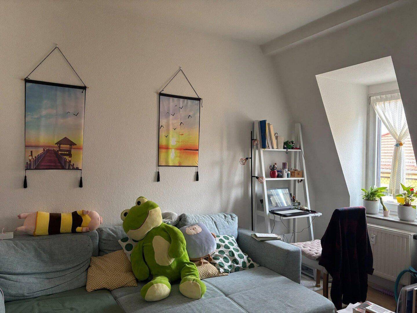 Traumwohnung für Singles: Denkmalschutz-Charme trifft Moderne in Dresden-Cotta!, 1159 Dresden
