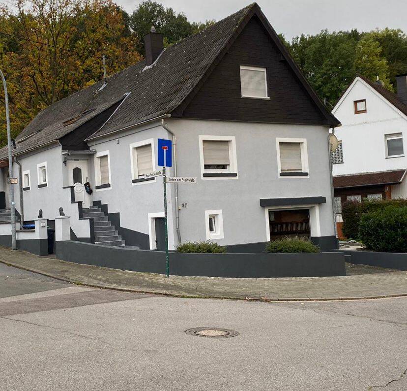 Freistehende Haus mit 3 Wohnungen – provisionsfrei, 66538 Neunkirchen