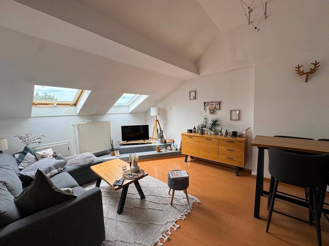 Hübsche 2-Zi.-Dachgeschoss-Wohnung in Fulda-Sickels, 36041 Fulda
