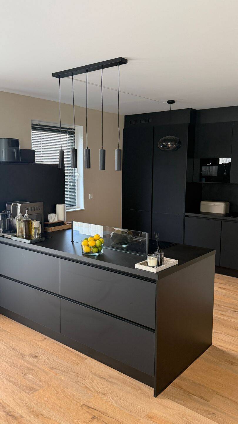 Neubau 4 Zimmer Wohnung EG mit Garten:
Teilmöbiliert, 51519 Odenthal
