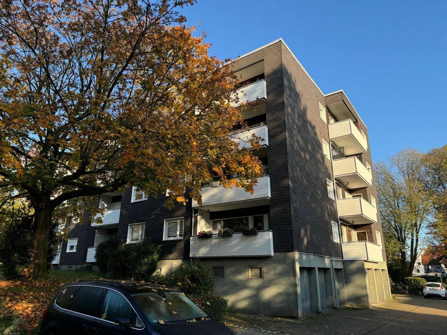 Große 4-Zimmer Wohnung (Erbbaurecht), 33699 Bielefeld (Gräfinghagen Hillegossen Lämershagen Ubbedissen)
