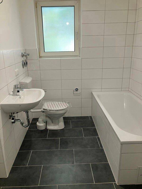 Sanierte 3 Zimmerwohnung mit Balkon, 60386 Frankfurt am Main (Bornheim Fechenheim Riederwald Seckbach)