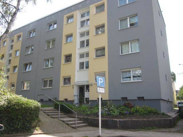 Renovierte 3-Zimmer-Wohnung mit Blick ins Grüne, 45309 Essen (Kray Schonnebeck)