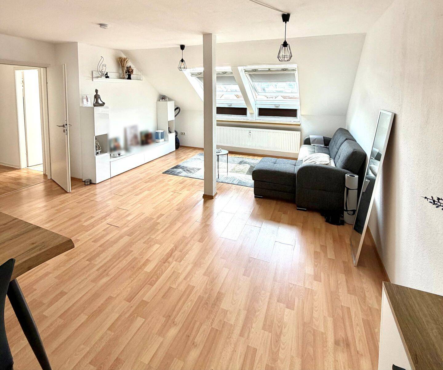 Charmante Dachgeschosswohnung mit Tiefgaragenstellplatz in Bielefeld, 33607 Bielefeld (Innenstadt)