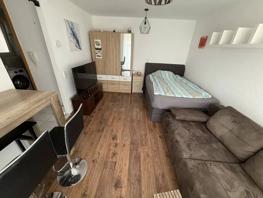 Stilvoll möblierte 1-Zimmer-Wohnung mit Balkon und Tiefgarage in Heidelberg, 69118 Heidelberg (Peterstal Schlierbach Ziegelhausen)