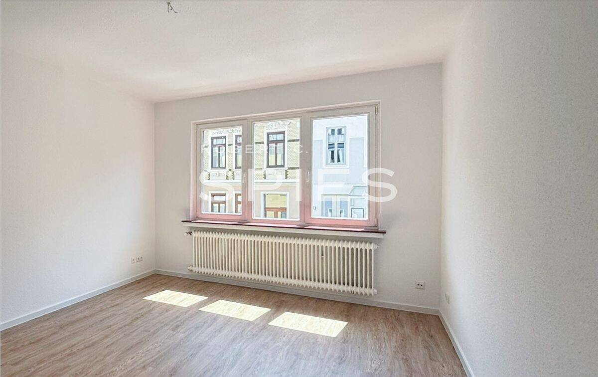 Wohnen in Peterswerder: Renovierte 2-Zimmer-Wohnung in begehrter Lage, 28205 Bremen (Hulsberg Peterswerder)