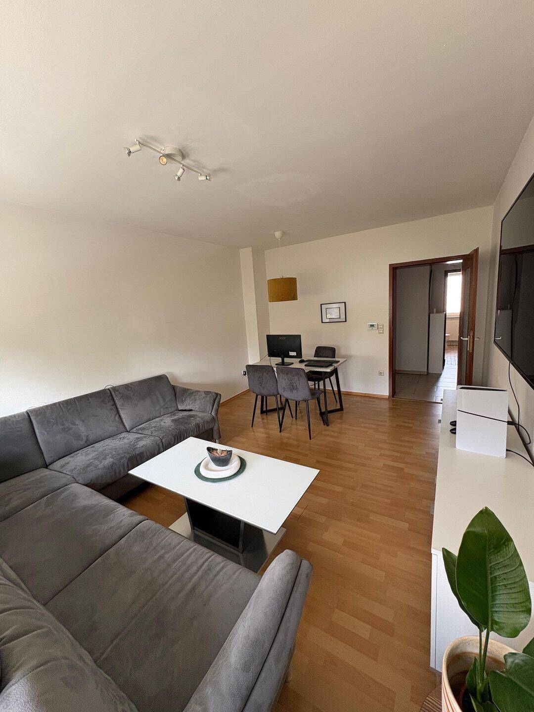 Helle 2-Zimmer-Wohnung in Hohe Marter, 90441 Nürnberg (Gibitzenhof Sandreuth Schweinau Werderau)