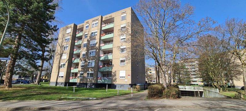 Großzügige Wohnung in schöner Lage: 4,5-Zimmer-Stadtwohnung (WBS), 44309 Dortmund (Asseln Brackel Neuasseln)