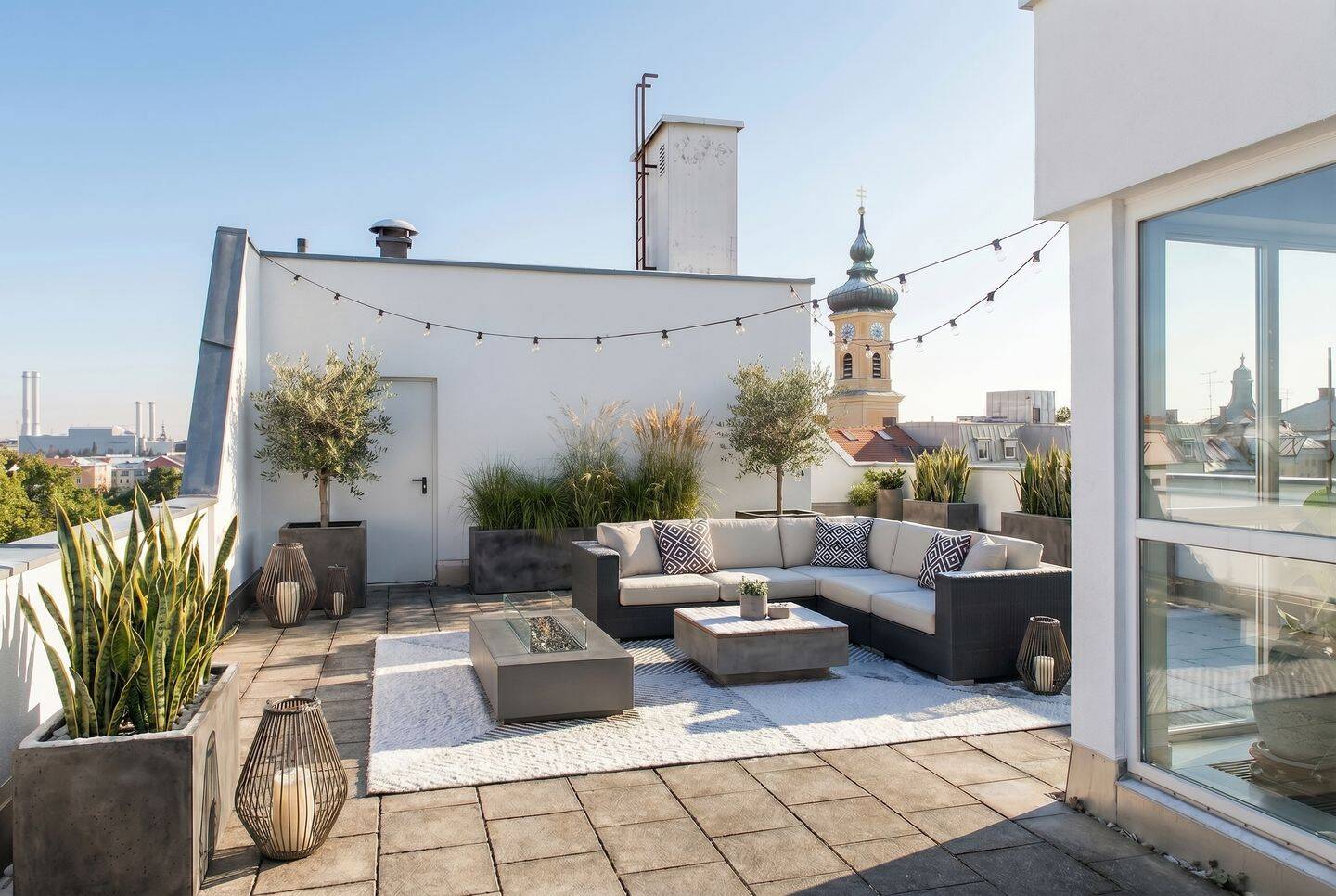 Exklusive Penthouse Wohnung in Obersendling mit großer Dachterrasse, Kamin und Sauna, 81369 München (Sendling Sendling-Westpark Thalk. Obersendl.-Forsten-Fürstenr.-Solln)