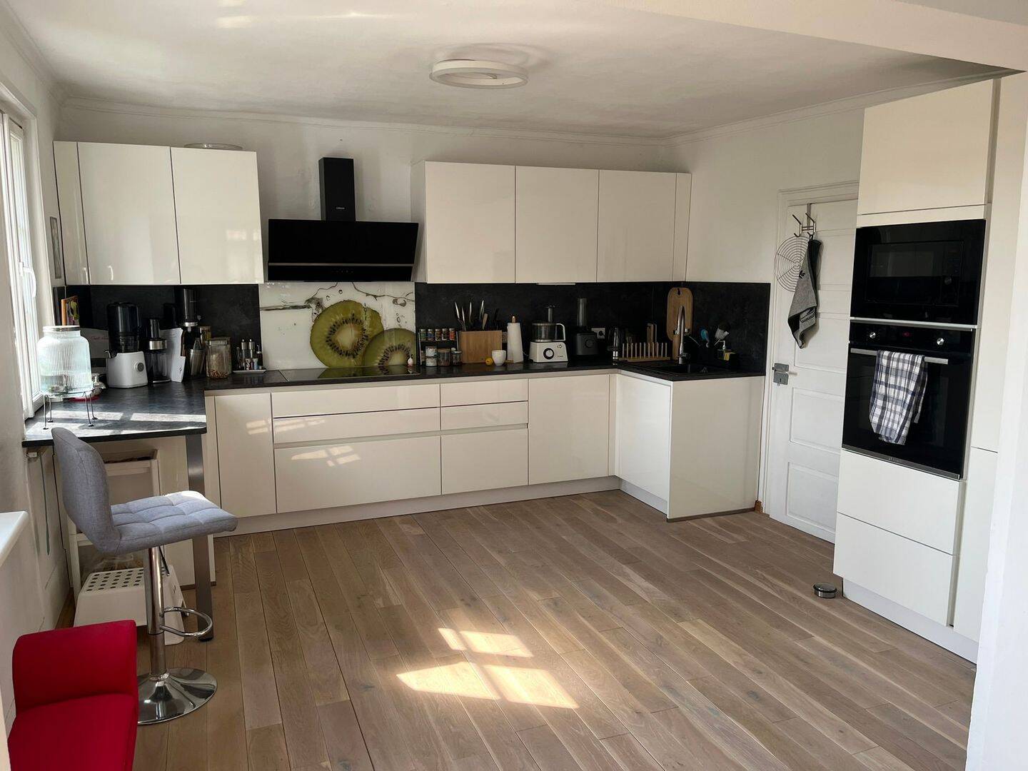 Helle teilmöblierte 3,5-Zimmer-Wohnung mit EBK in Lauffen am Neckar, 74348 Lauffen am Neckar