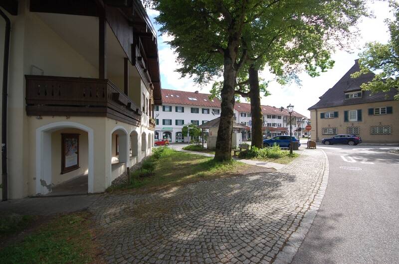 Charmante, lichtdurchflutete 3-Zimmer-Wohnung im Herzen von Feldkirchen-Westerham, 83620 Feldkirchen-Westerham