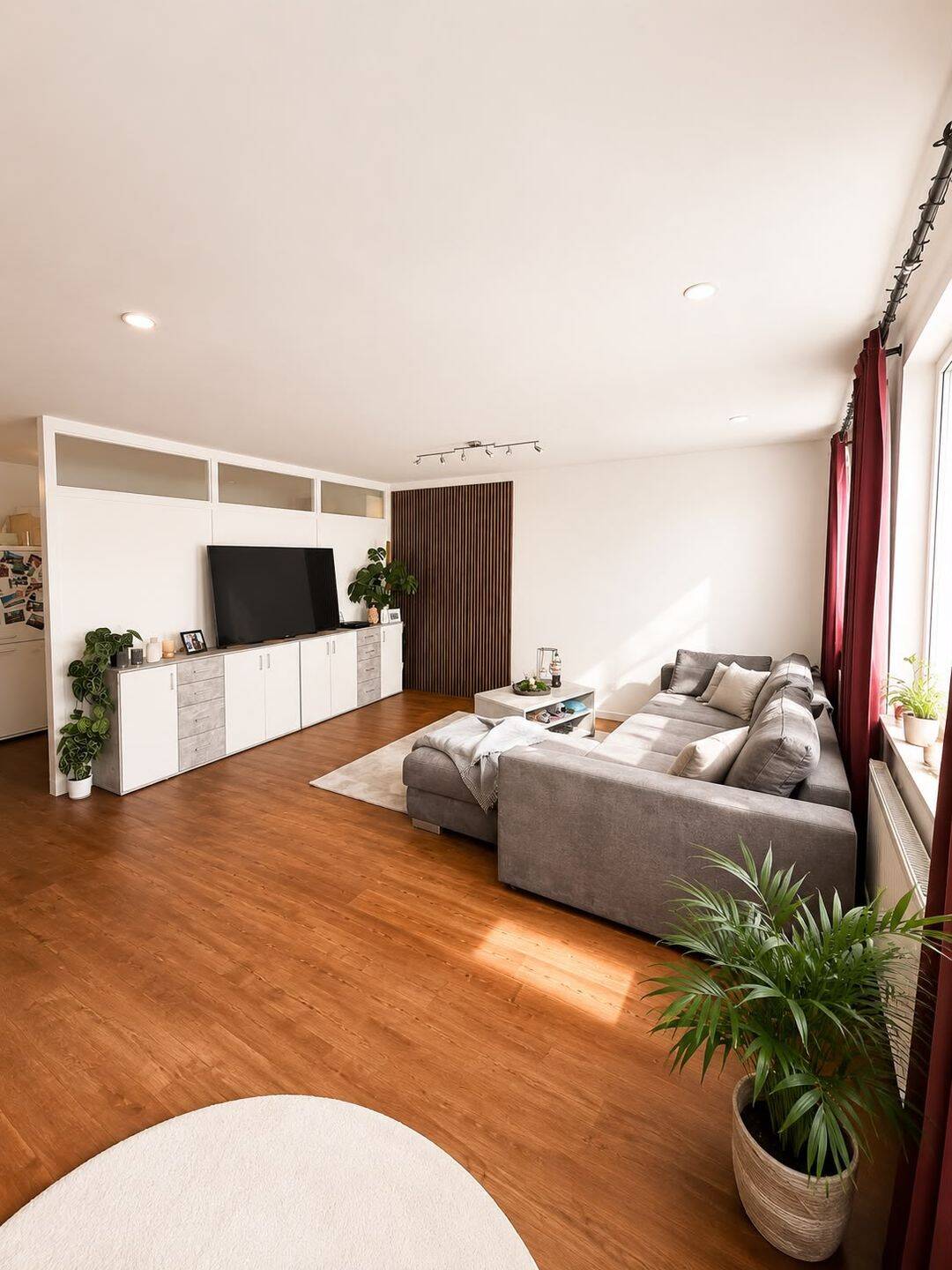 3-Zimmer-Wohnung mit Balkon in zentraler Innenstadtlage von Delmenhorst, 27749 Delmenhorst (Düsternort Mitte Schafkoven/Donneresch Stickgras/Annenriede)