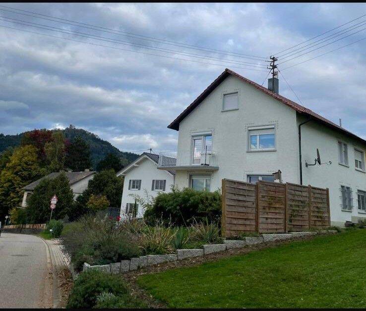 Schöne 2-Zimmer-Wohnung mit Balkon, 76534 Baden-Baden