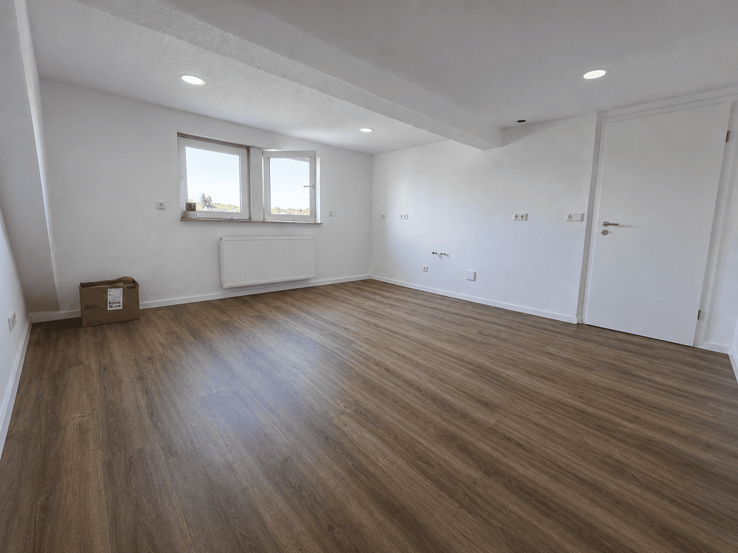 Sanierte 2-Zimmer Wohnung in Leverkusen Manfort, 51377 Leverkusen (Alkenrath Manfort Schlebusch Steinbüchel)