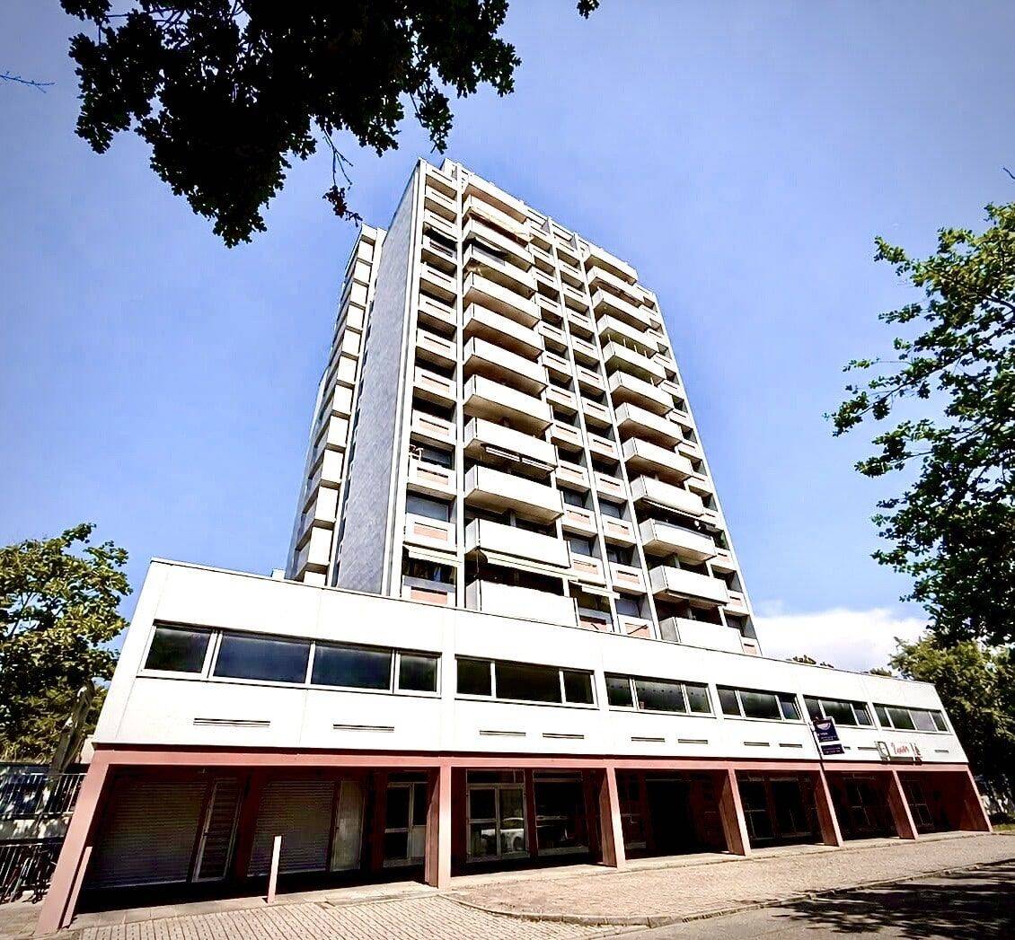 Attraktive 3,5-Zimmer-Wohnung mit großzügiger Sonnenterrasse, 76149 Karlsruhe (Neureut Nordstadt)