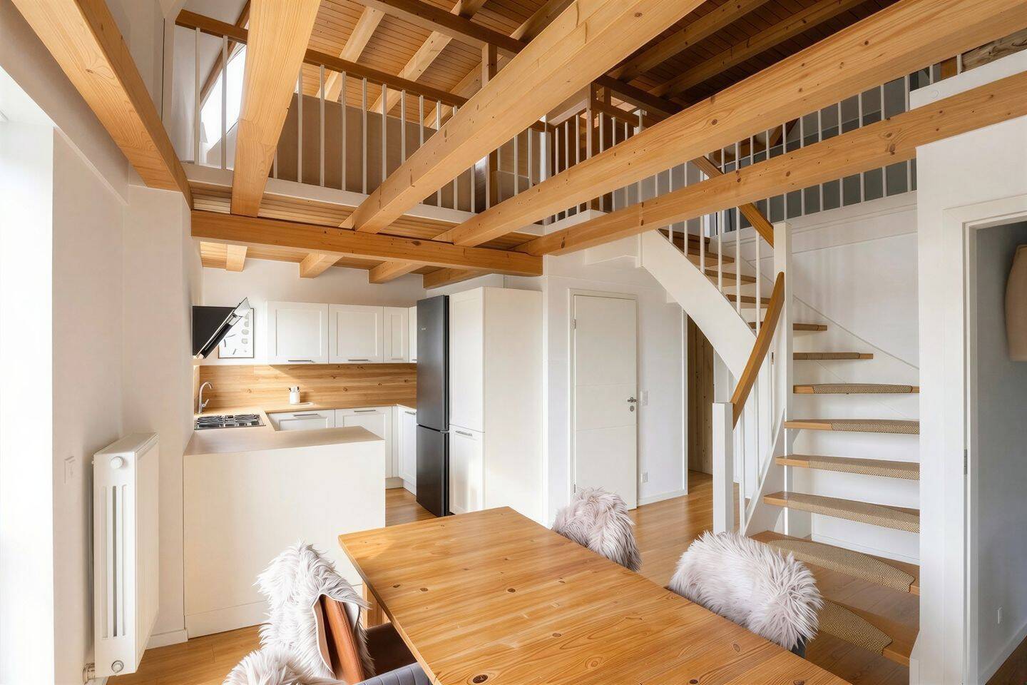 +++ Traumhafter Neubaustandard im Landhausstil mit Balkon, Parkett und Kamin +++, 1465 Dresden (Langebrück Schönborn)