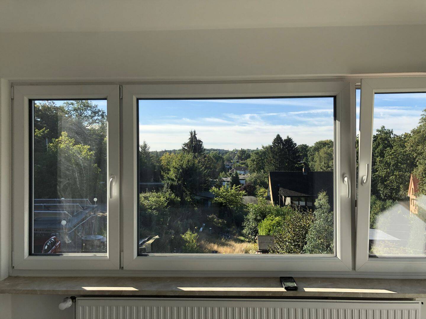 Wohnen mit Weitblick – Helle 2-Zimmer-Dachgeschosswohnung mit Gartenanteil, 21075 Hamburg (Harburg Eißendorf Hausbruch Heimfeld)
