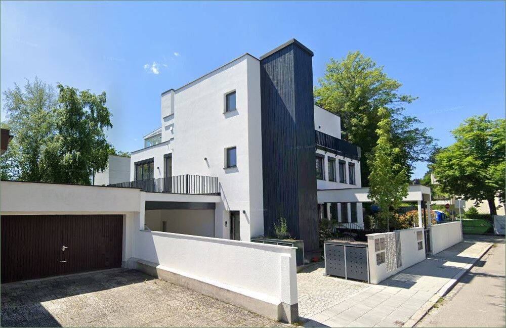 Modernes Wohnen auf zwei Ebenen mit eigenem Garten in ruhiger Bestlage