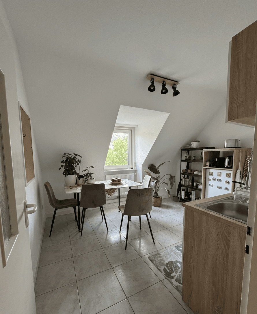 Helle 2,5-Zimmer-Wohnung mit Stellplatz in Essen Rüttenscheid, 45130 Essen (Rüttenscheid Südviertel)
